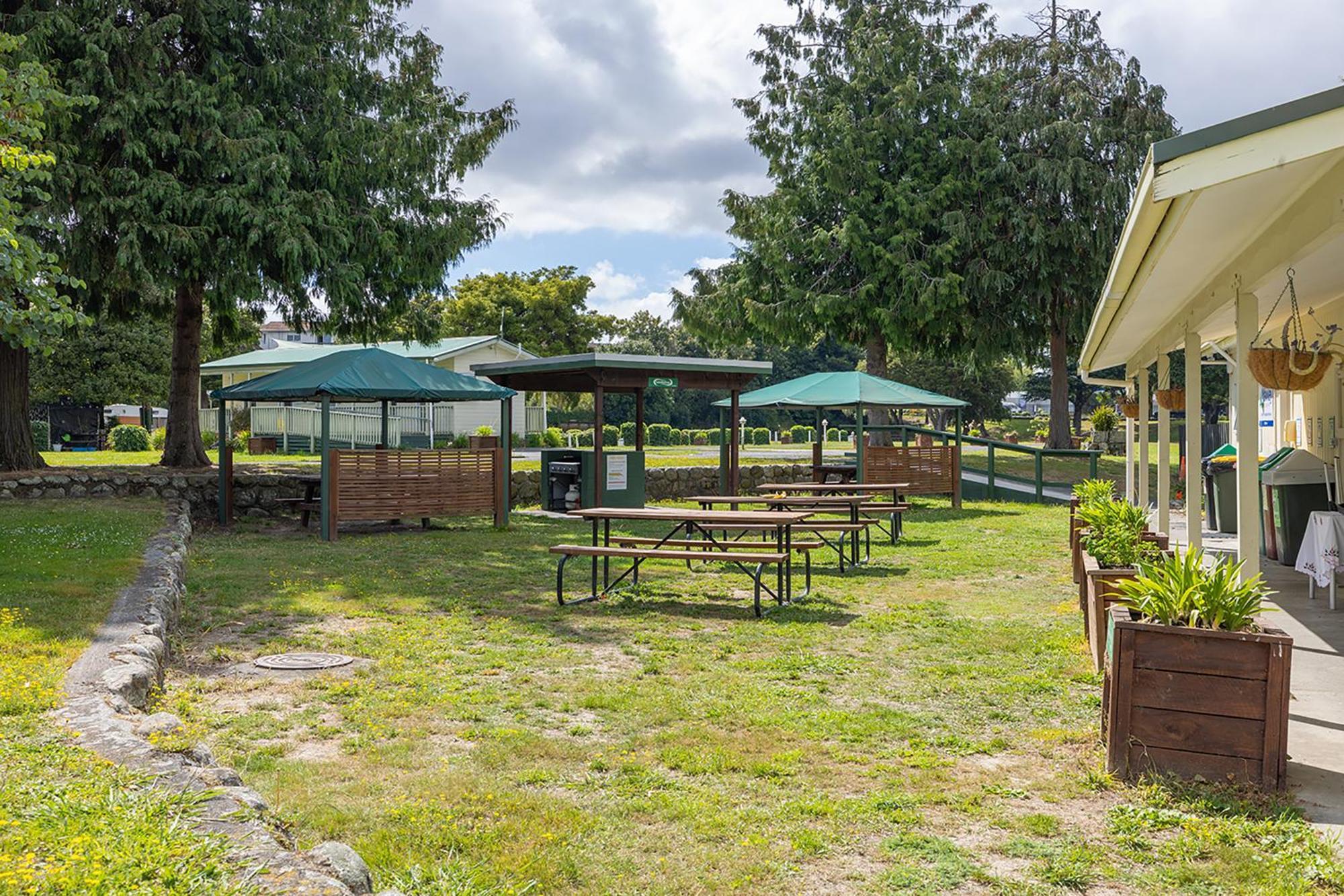 Mawley Holiday Park Masterton Exterior foto
